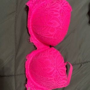 Hot pink Victoria secret push up bra